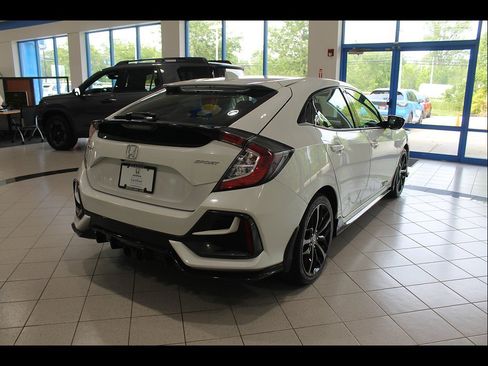Used 2021 Honda Civic Sport image 5