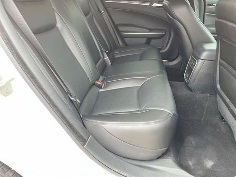 Used 2023 Chrysler 300 Touring L AWD/4WD image 26