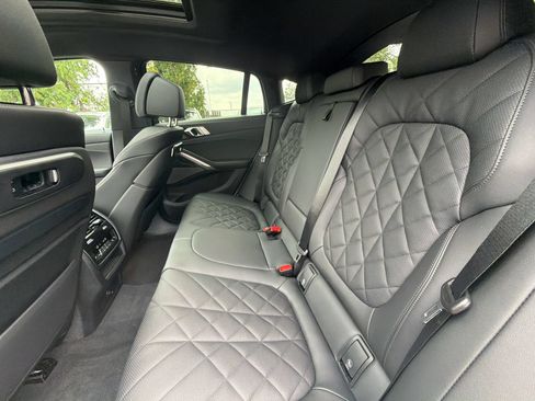 New 2027 BMW X6 xDrive40i w/ Climate Comfort Package AWD/4WD image 23