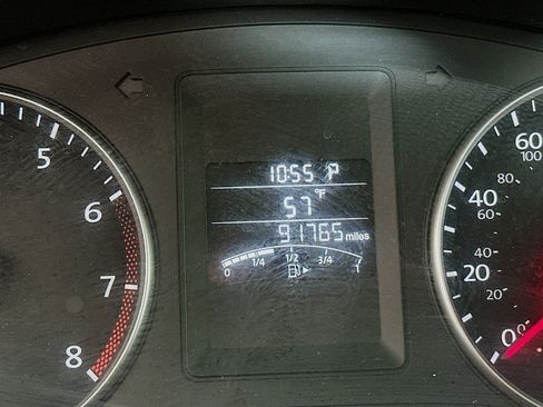 Used 2013 Volkswagen Jetta SE image 18