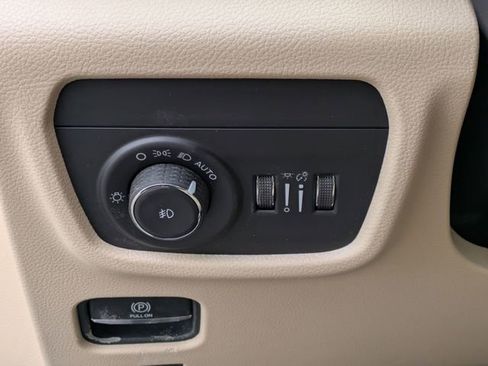 New 2026 Jeep Grand Cherokee Limited AWD/4WD image 14