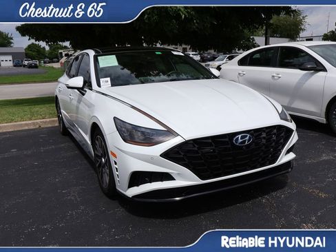 Used 2021 Hyundai Sonata Limited w/ Cargo Package FWD image 2