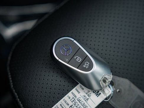 New 2026 Mercedes-Benz GLC 300 4MATIC image 44