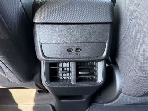 Certified 2025 Chevrolet Traverse LT w/ Driver Confidence Package FWD image 15