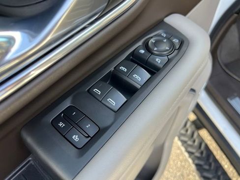 Used 2023 Chevrolet Suburban Z71 w/ Off-Road Capability Package image 13