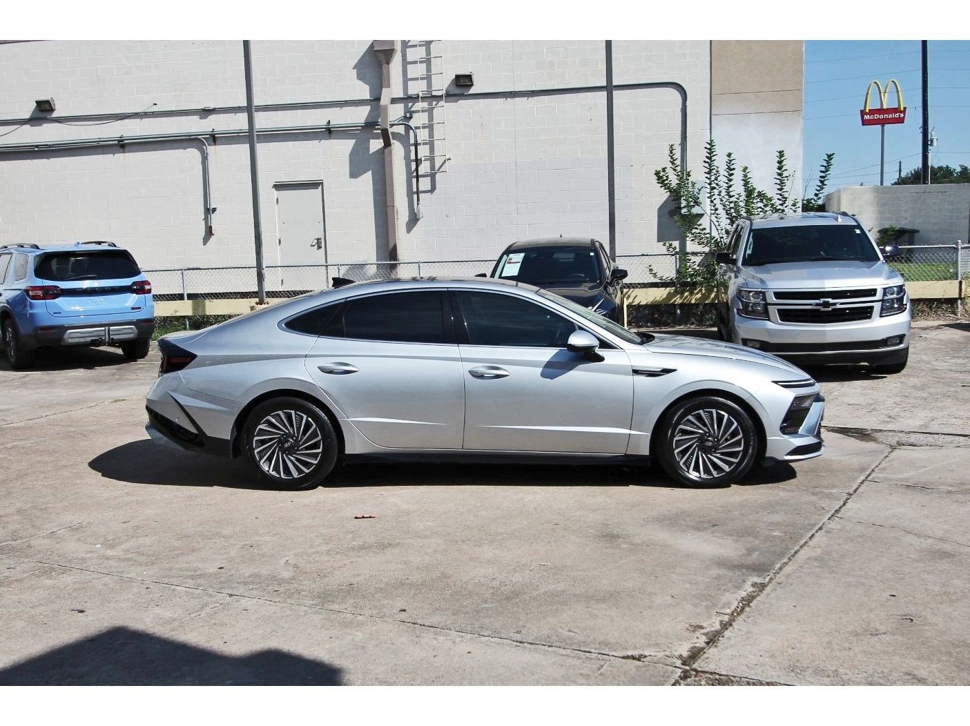 Used 2024 Hyundai Sonata Limited FWD image 8