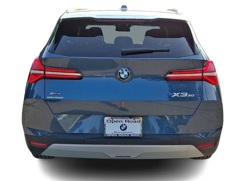 Used 2025 BMW X3 xDrive30i w/ Premium Package AWD/4WD image 5