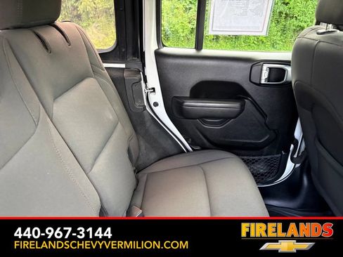 Used 2022 Jeep Wrangler Unlimited Sport AWD/4WD image 35