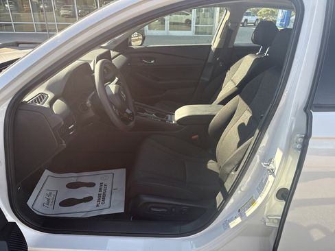 Used 2025 Honda Accord SE image 12