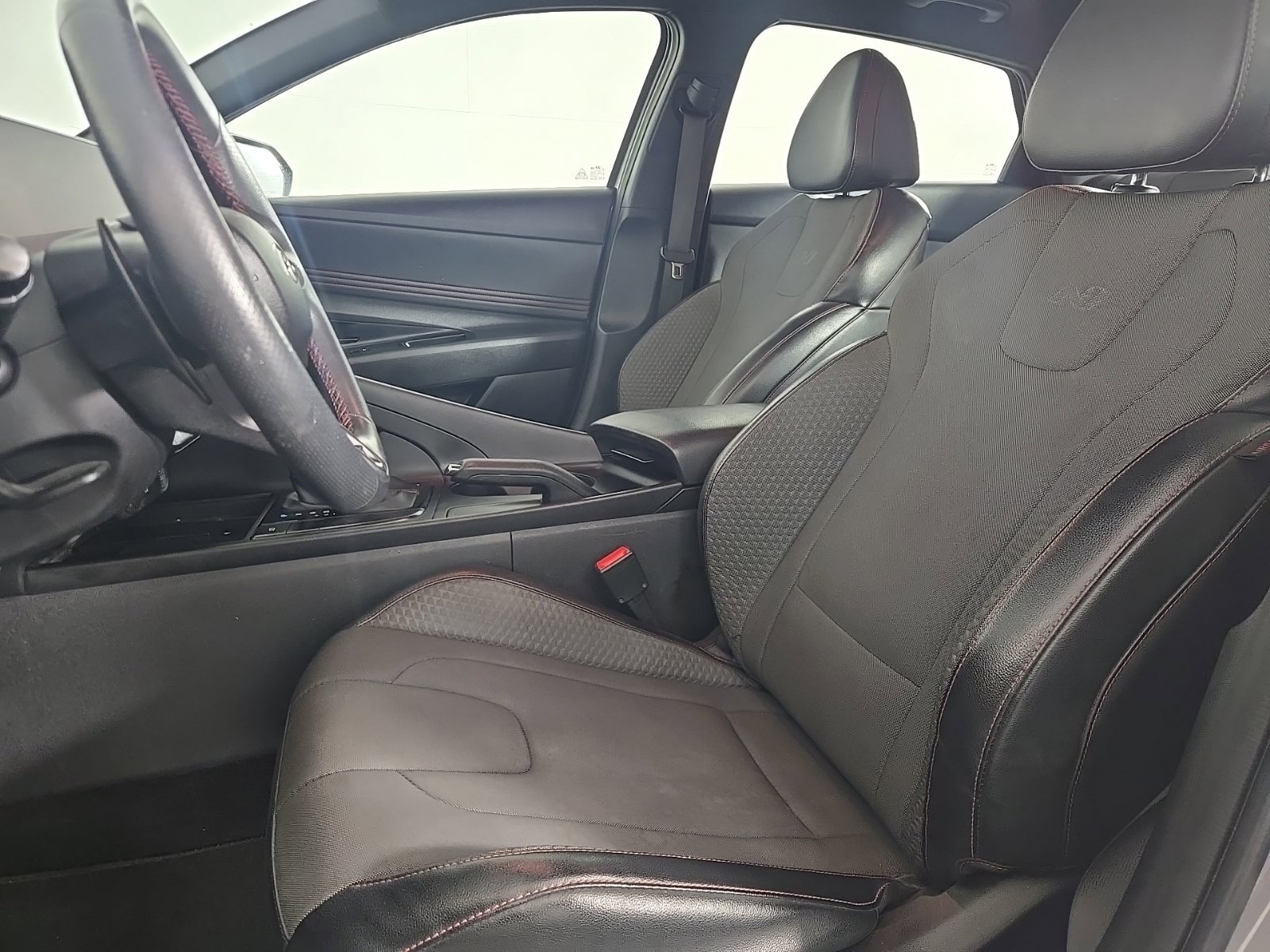 Used 2024 Hyundai Elantra N Line FWD image 8
