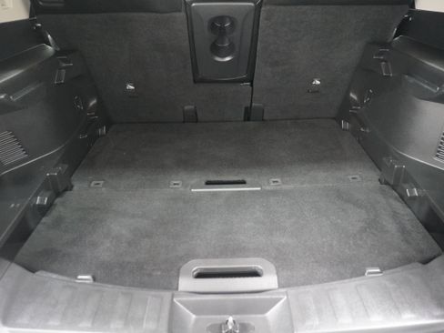 Used 2017 Nissan Rogue SL w/ SL Premium Package FWD image 30