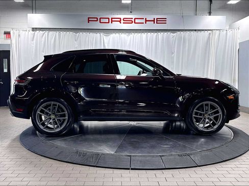Used 2026 Porsche Macan AWD/4WD image 10
