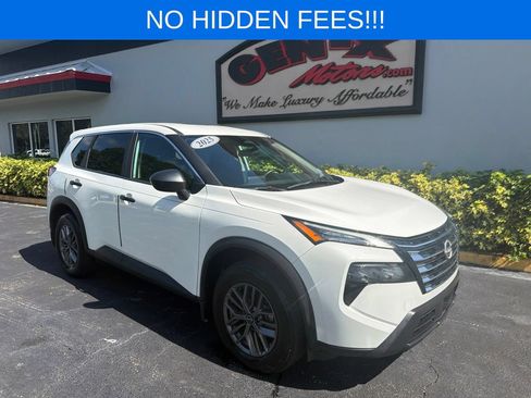 Used 2025 Nissan Rogue S FWD image 1