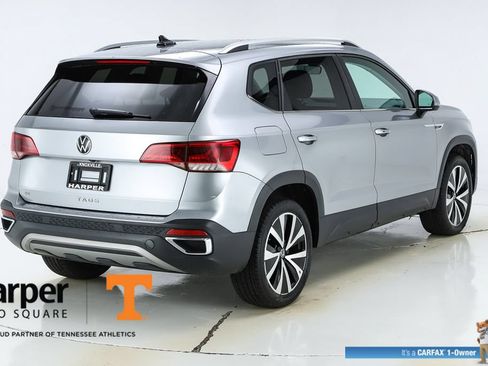 Used 2024 Volkswagen Taos SE FWD image 9