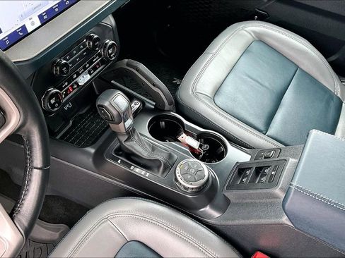 Certified 2024 Ford Bronco Outer Banks AWD/4WD image 15