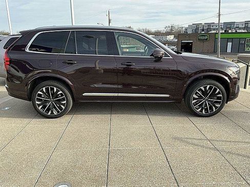 New 2026 Volvo XC90 T8 Plus w/ Protection Package Premier AWD/4WD image 7