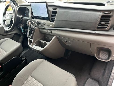 Used 2022 Ford Transit 350 XLT RWD image 6