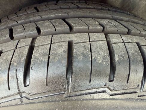 Used 2018 Volkswagen Passat 2.0T SE w/ SE Lighting Package image 27