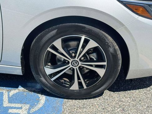 Certified 2023 Nissan Sentra SV FWD image 9