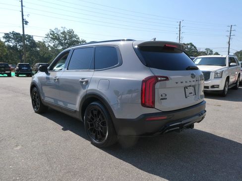 Used 2021 Kia Telluride SX w/ SX Prestige Package AWD/4WD image 7