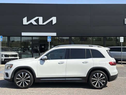 Used 2023 Mercedes-Benz GLB 250 image 30