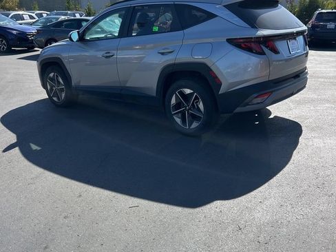 Used 2025 Hyundai Tucson SEL AWD/4WD image 7