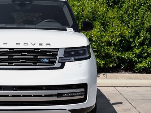 New 2027 Land Rover Range Rover Long Wheelbase SE AWD/4WD image 60