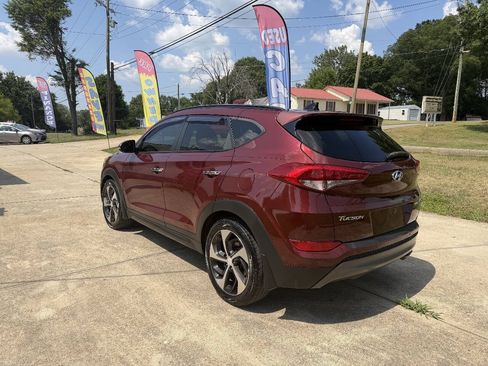 Used 2016 Hyundai Tucson Limited w/ Option Group 03 AWD/4WD image 5