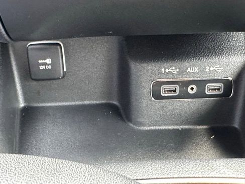 Used 2019 Dodge Durango GT image 37