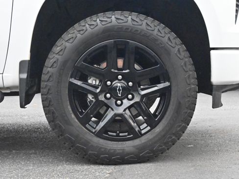 Used 2025 Chevrolet Silverado 1500 RST w/ Convenience Package II image 22