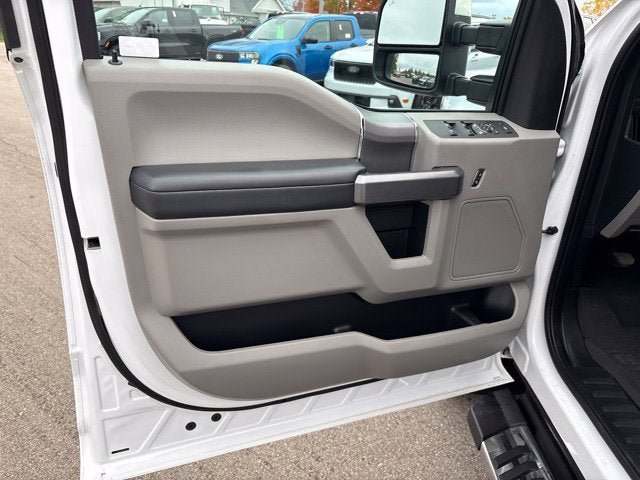 Used 2020 Ford F250 XLT w/ XLT Premium Package AWD/4WD image 22