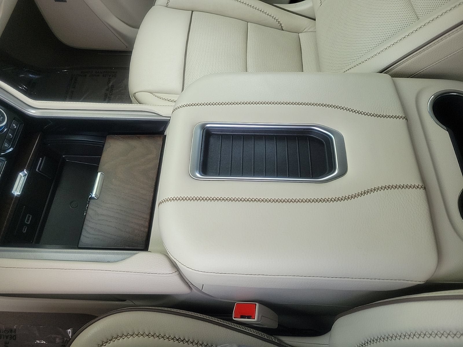 Certified 2023 GMC Yukon XL Denali RWD image 26