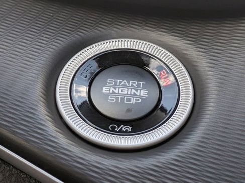 New 2025 Jeep Grand Cherokee Altitude RWD image 25