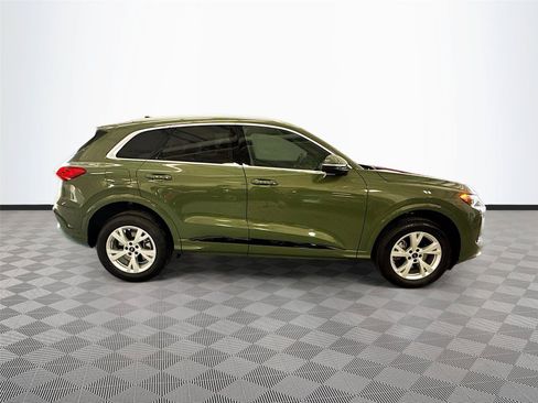 Certified 2025 Audi Q5 Premium w/ Convenience Package AWD/4WD image 8