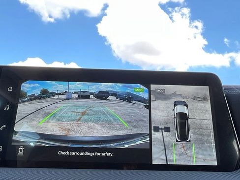 New 2026 Nissan Kicks SR w/ SR Premium Package image 9