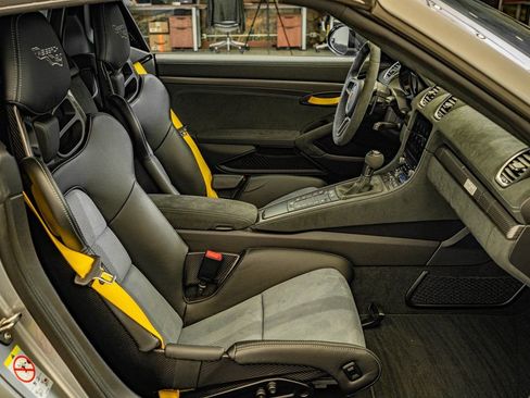 Certified 2025 Porsche 718 Boxster Spyder RS image 47