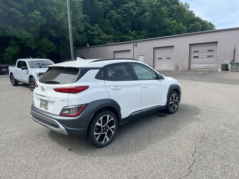 Used 2023 Hyundai Kona Limited FWD image 5