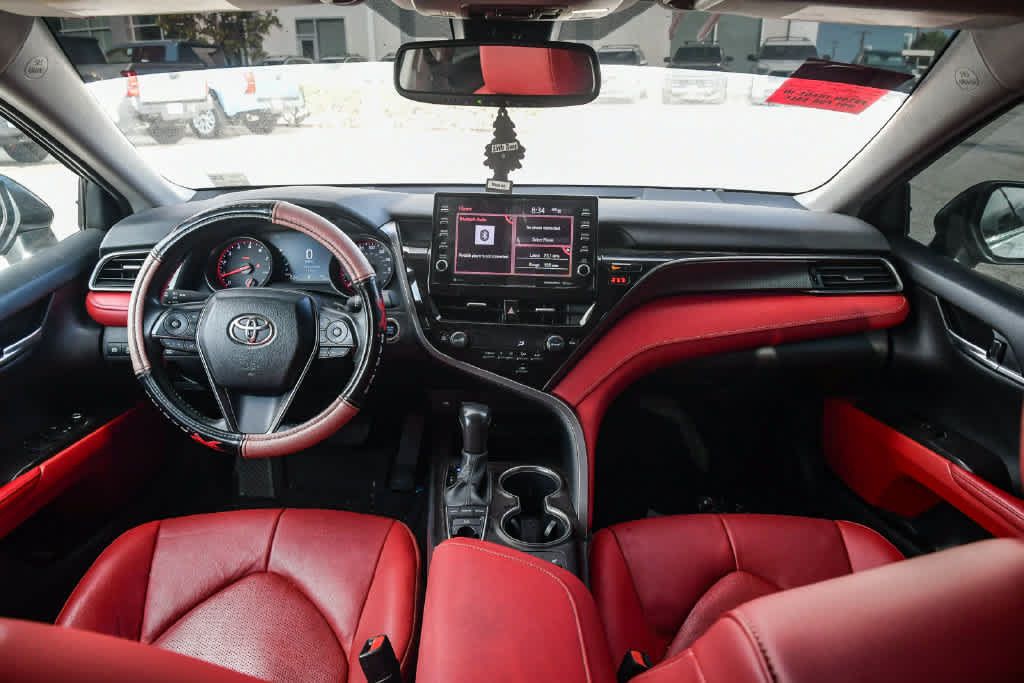 Used 2024 Toyota Camry XSE FWD image 15