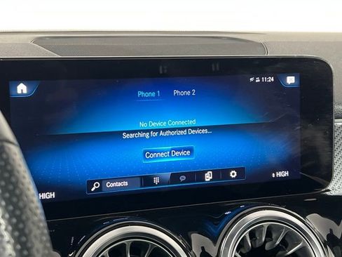 Used 2023 Mercedes-Benz GLB 250 image 31