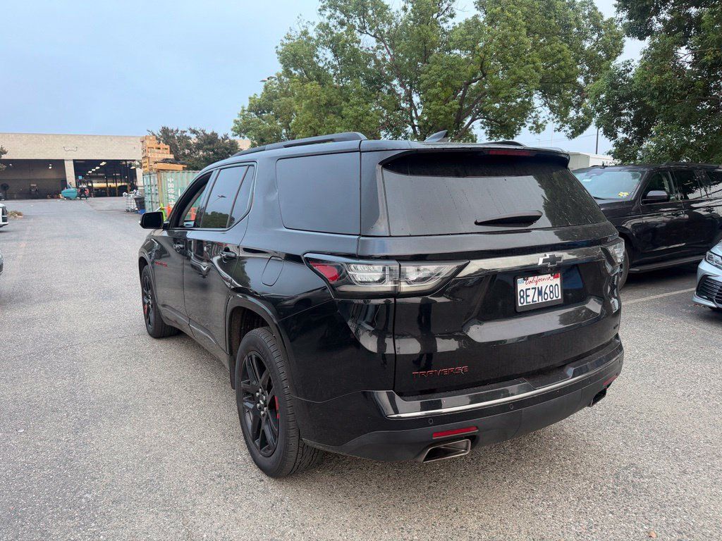 Used 2018 Chevrolet Traverse Premier w/ Redline Edition AWD/4WD image 4