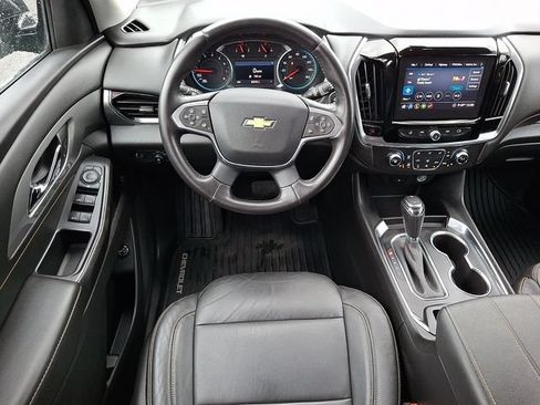 Certified 2020 Chevrolet Traverse LT w/ Driver Confidence II Package AWD/4WD image 12
