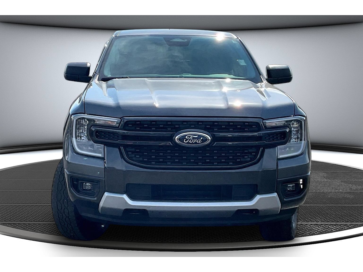 Used 2025 Ford Ranger XLT w/ Trailer Tow Package AWD/4WD image 4