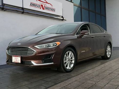 Used 2019 Ford Fusion SEL image 7