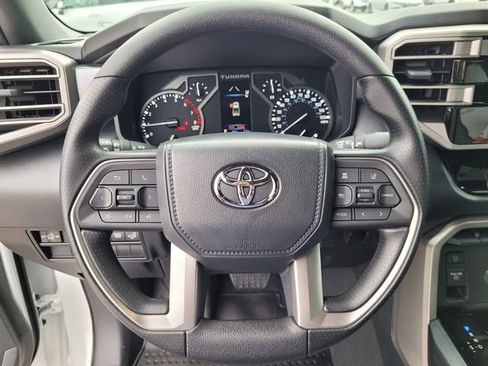Used 2025 Toyota Tundra SR5 w/ SR5 Convenience Package AWD/4WD image 27