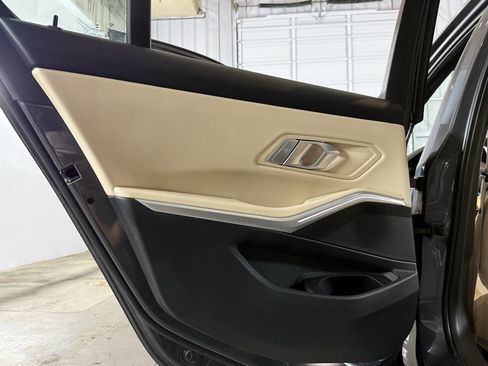 Used 2022 BMW M340i xDrive w/ Driving Assistance Package image 25