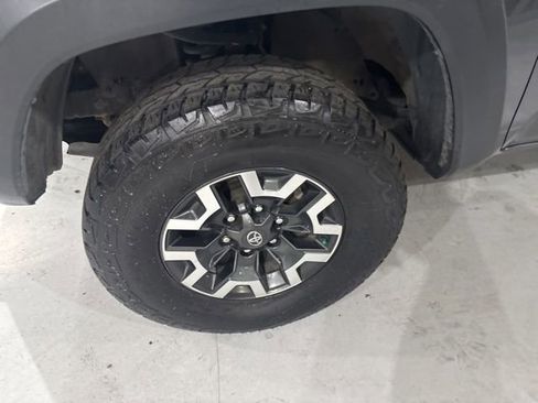 Used 2021 Toyota Tacoma TRD Off-Road w/ Technology Package AWD/4WD image 42