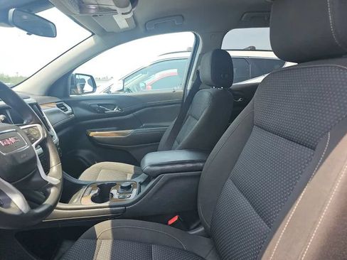 Used 2021 GMC Acadia SLE w/ Driver Convenience Package AWD/4WD image 3