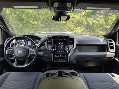 Used 2024 RAM 3500 Tradesman w/ Chrome Appearance Group image 26