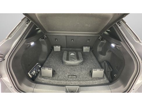 Used 2023 Volkswagen ID.4 Pro RWD image 19