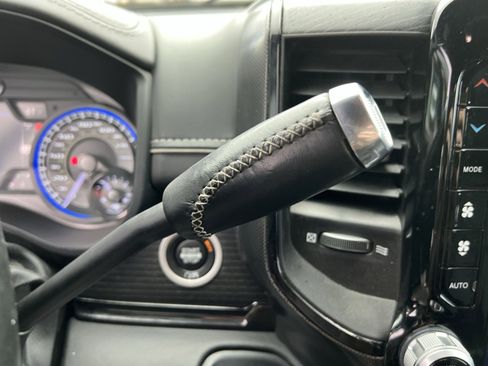 Certified 2022 RAM 2500 Limited image 28